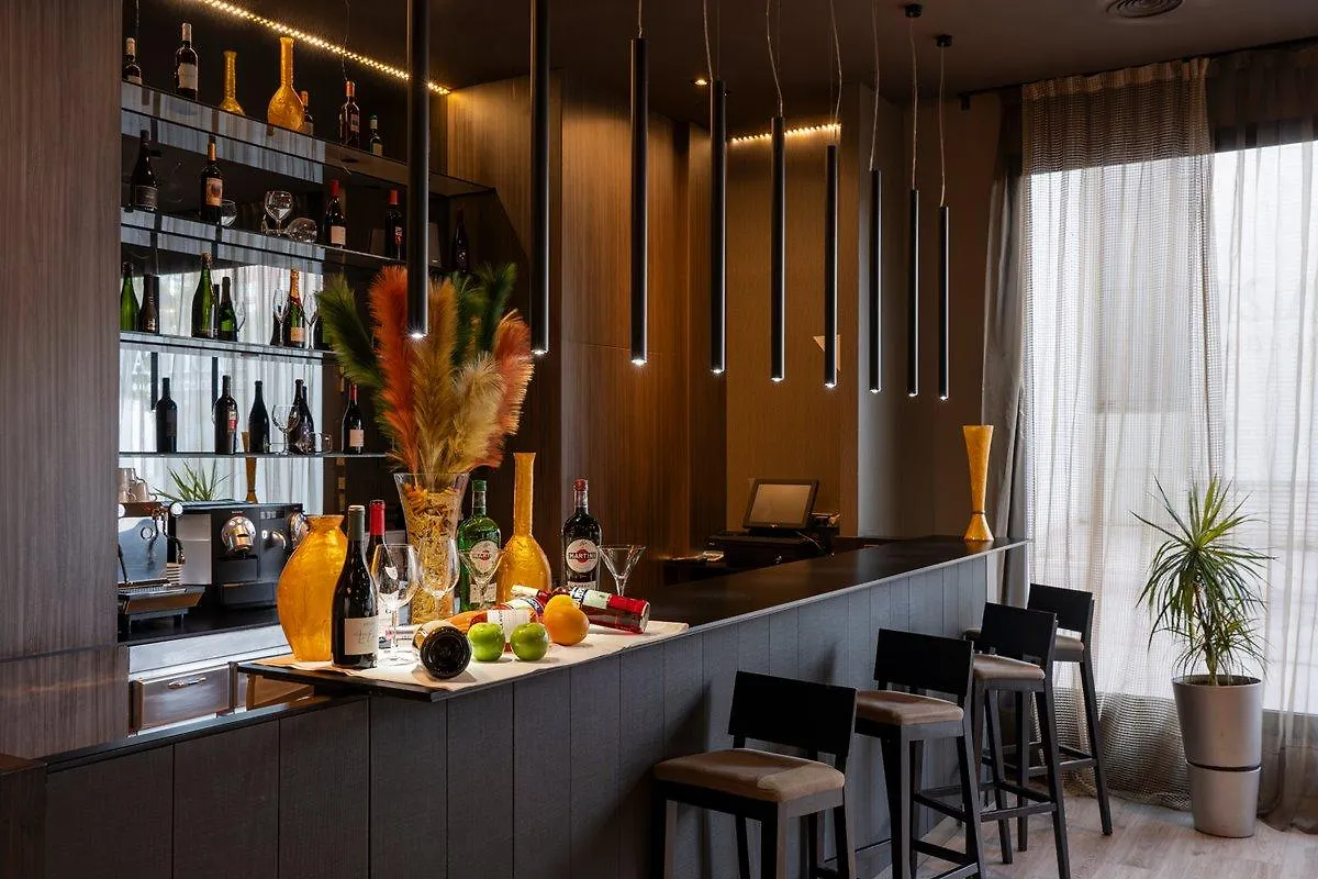 Attica 21 Barcelona Mar Hotel 4*,